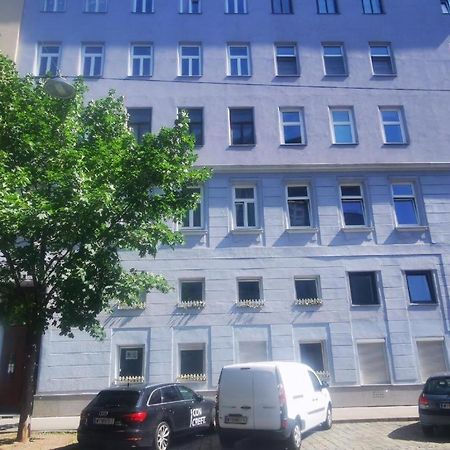 Smart Mini Hotel Vienna Exterior photo