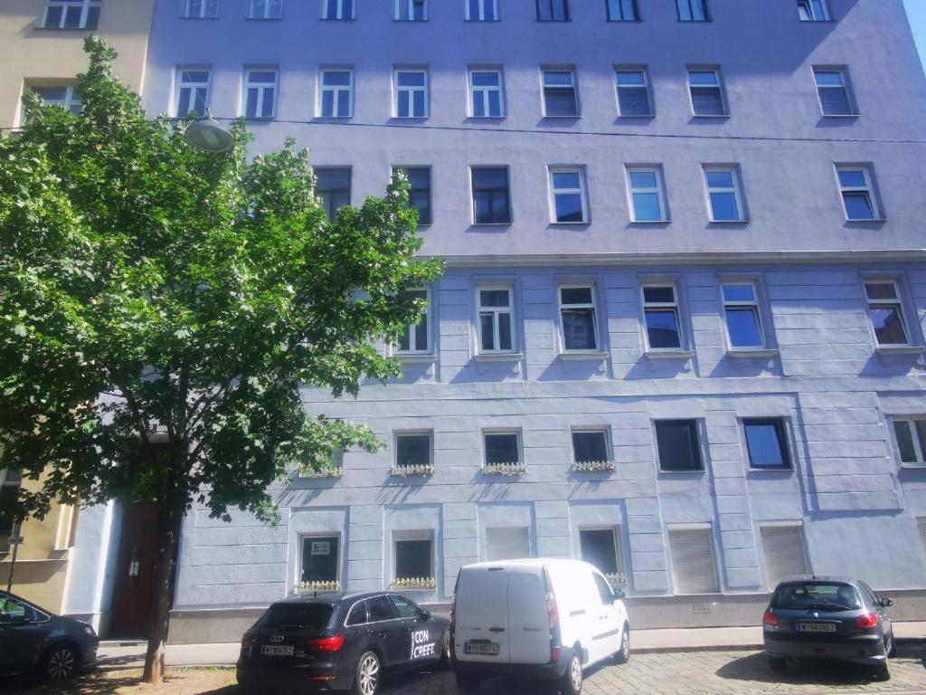 Smart Mini Hotel Vienna Exterior photo