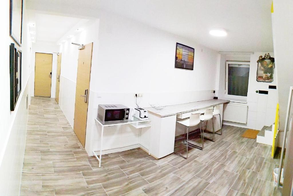 Smart Mini Hotel Vienna Exterior photo